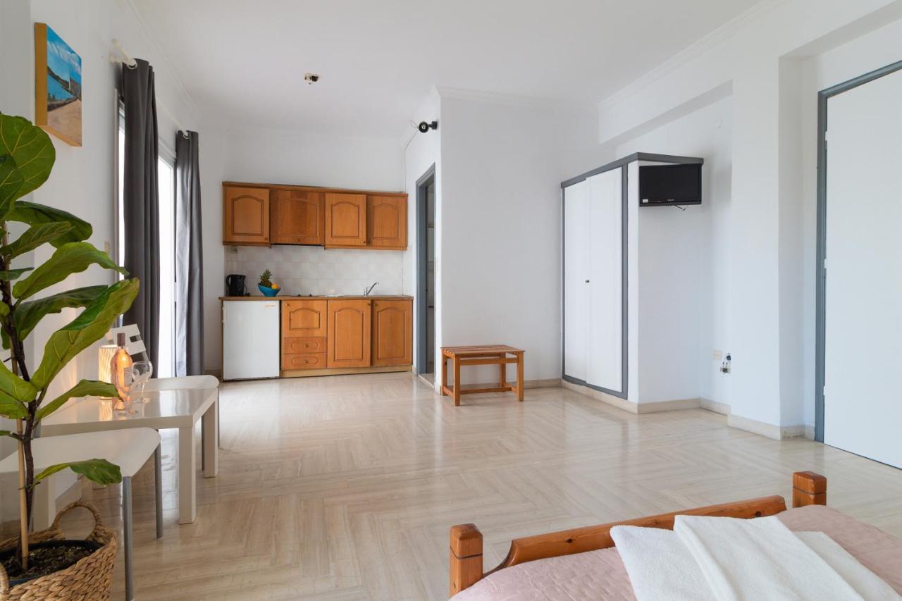 Kantaros Aparthotel
